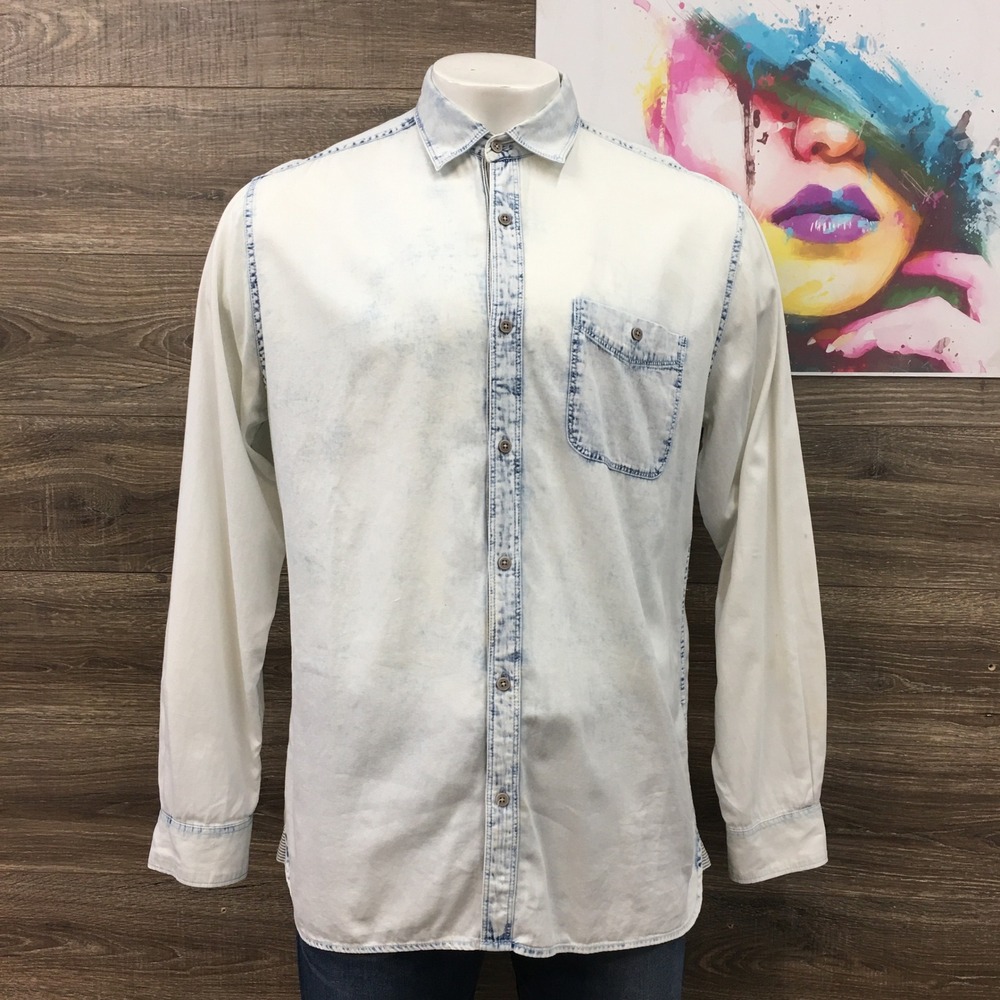 32 Bar Blues Mens XL Denim Look Long Sleeve Button Down Shirt Light Blue (SPOTS)